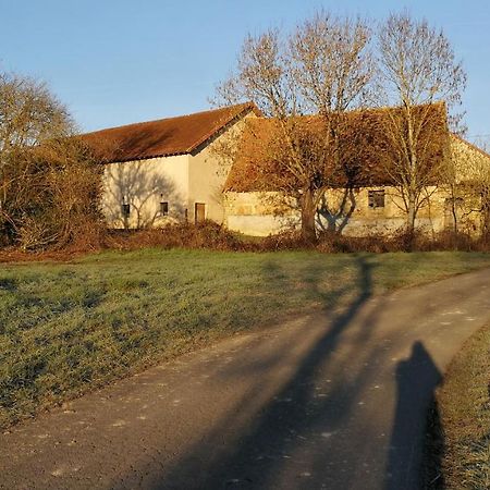 La Cabane Montipouret Exteriör bild